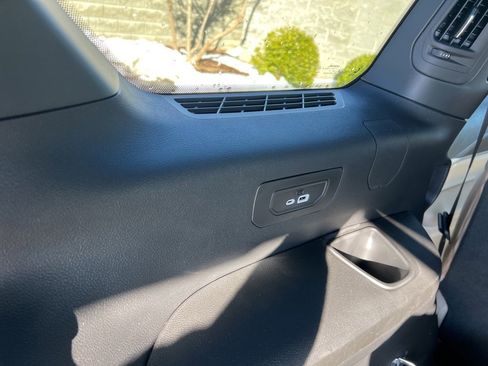 New 2025 Jeep Grand Cherokee L Limited image 12