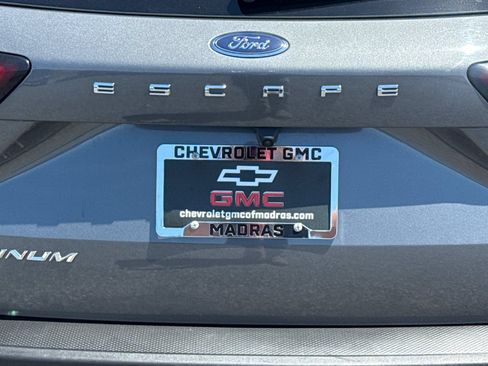 Used 2025 Ford Escape Platinum AWD/4WD image 49
