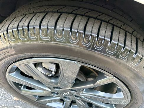 Used 2024 Chevrolet Equinox RS w/ LPO, Floor Liner Package FWD image 28