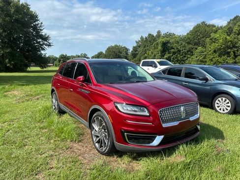 Used 2019 Lincoln Nautilus Reserve w/ Cargo Utility Package FWD image 18