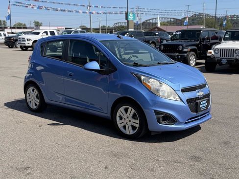Used 2014 Chevrolet Spark LT FWD image 3