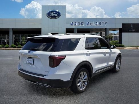 Certified 2020 Ford Explorer XLT w/ Equipment Group 202A AWD/4WD image 5