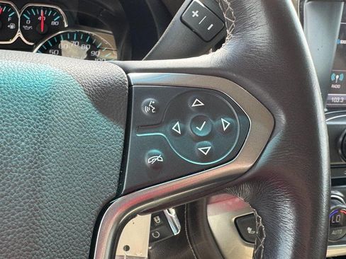 Used 2018 Chevrolet Silverado 1500 LTZ w/ Sport Package AWD/4WD image 18