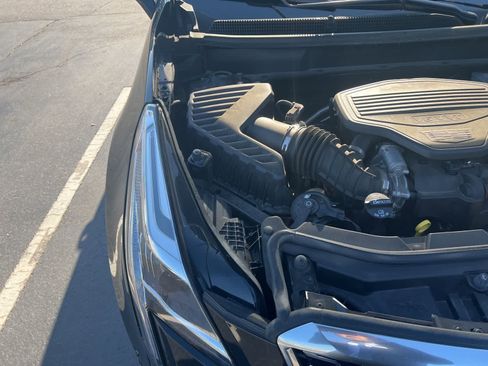 Used 2022 Cadillac XT5 Premium Luxury w/ Technology Package image 29