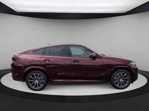Used 2026 BMW X6 xDrive40i w/ Premium Package AWD/4WD image 9