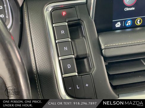 Used 2021 GMC Yukon SLT w/ SLT Premium Package image 33