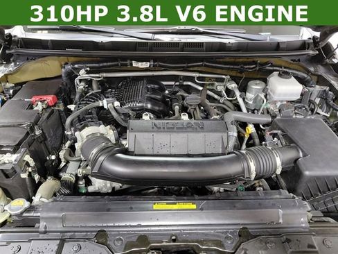 Used 2024 Nissan Frontier S w/ Technology Package RWD image 7