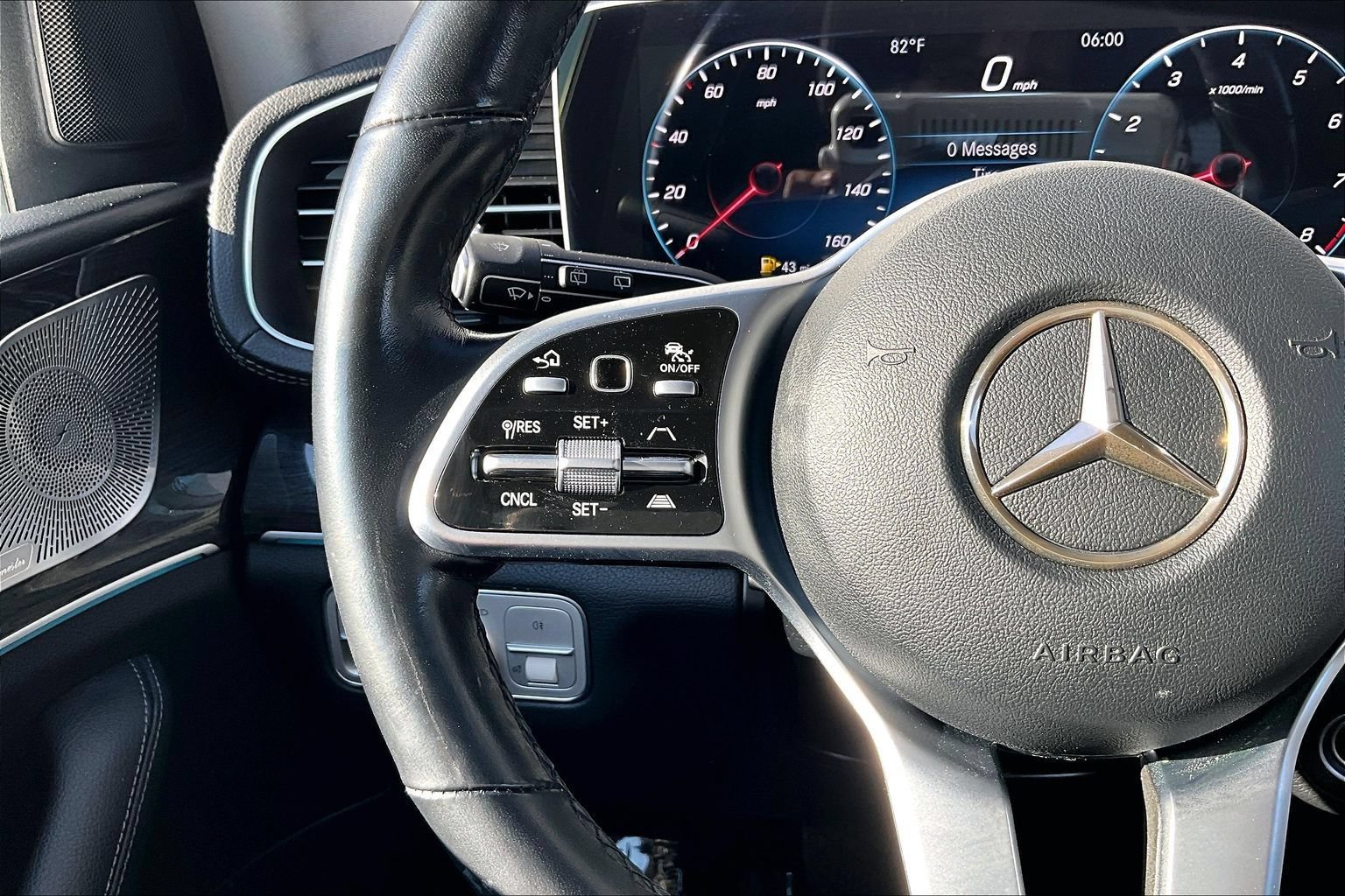 Used 2023 Mercedes-Benz GLS 450 4MATIC image 18