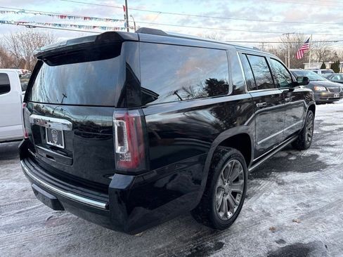 Used 2015 GMC Yukon XL Denali w/ Premium Package image 5