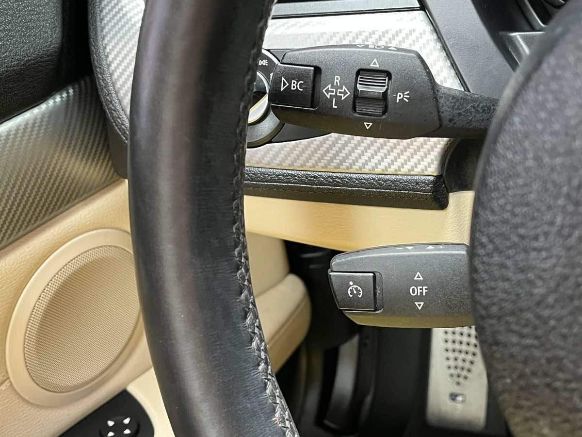 Used 2013 BMW Z4 sDrive35i RWD image 17