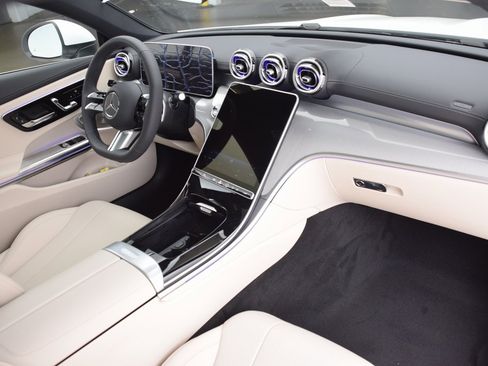 New 2026 Mercedes-Benz CLE 300 4MATIC Coupe image 12