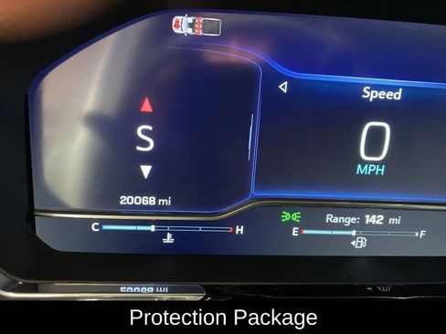 Used 2024 Chevrolet Silverado 1500 RST w/ Redline Edition AWD/4WD image 4