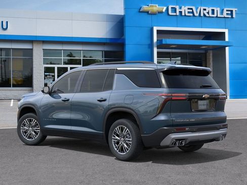 New 2026 Chevrolet Traverse LT w/ Driver Confidence Package image 3
