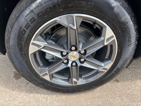 Used 2025 Chevrolet Blazer LT image 29