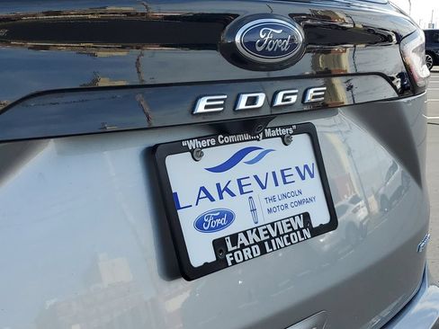 Certified 2023 Ford Edge SEL w/ Convenience Package AWD/4WD image 6