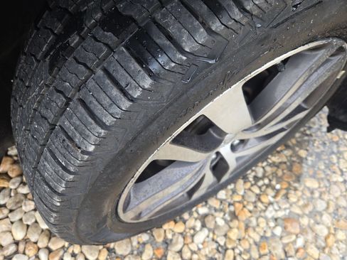 Used 2016 Honda Pilot Touring image 10