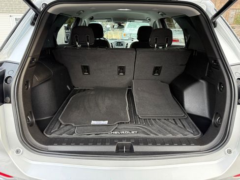 Used 2019 Chevrolet Equinox LT image 18