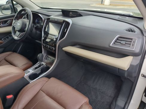 Used 2022 Subaru Ascent Touring image 31