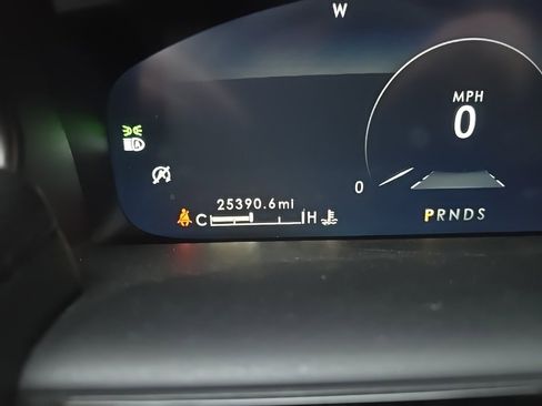 Used 2022 Lincoln Nautilus Reserve w/ Equipment Group 201A image 9