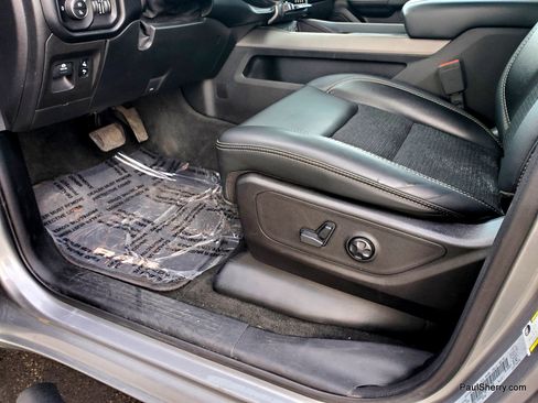 Used 2019 RAM 1500 Sport w/ Level 2 Equipment Group image 29