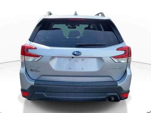 Used 2020 Subaru Forester Premium AWD/4WD image 5