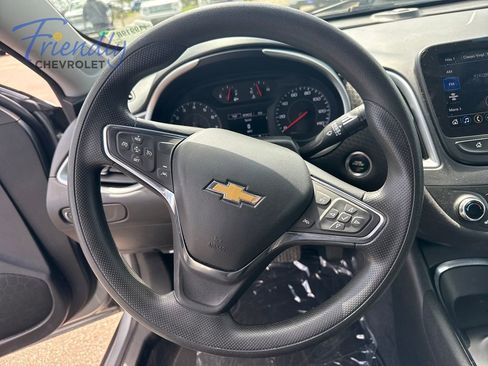 Used 2024 Chevrolet Malibu LT FWD image 20