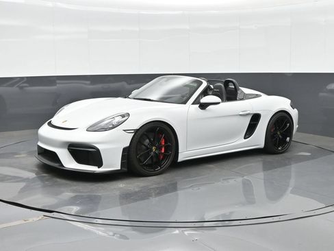 Certified 2022 Porsche 718 Boxster Spyder RWD image 34