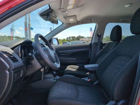 Used 2024 Mitsubishi Outlander Sport AWD image 13