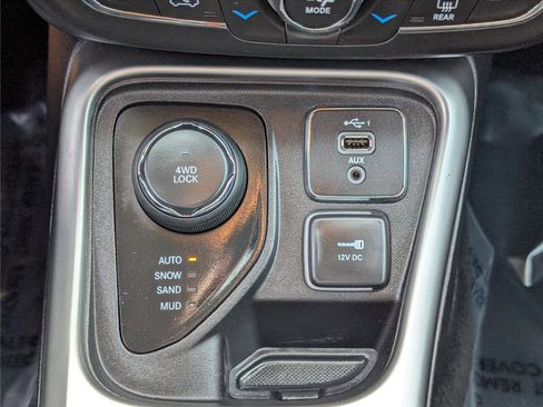 Used 2019 Jeep Compass Latitude w/ Popular Equipment Group image 25