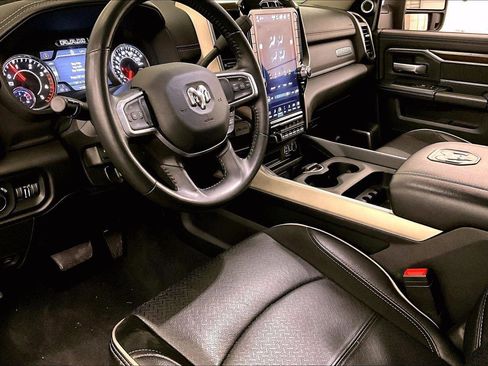 Used 2024 RAM 3500 Laramie image 12