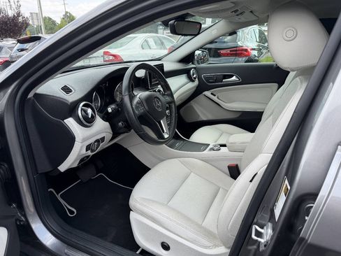 Used 2015 Mercedes-Benz GLA 250 4MATIC image 6