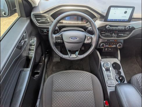 Used 2024 Ford Escape Active w/ Cold Weather Package FWD image 11