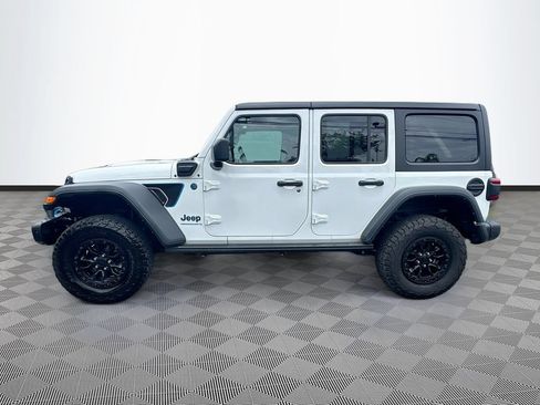Used 2023 Jeep Wrangler Unlimited Rubicon 4xe AWD/4WD image 9