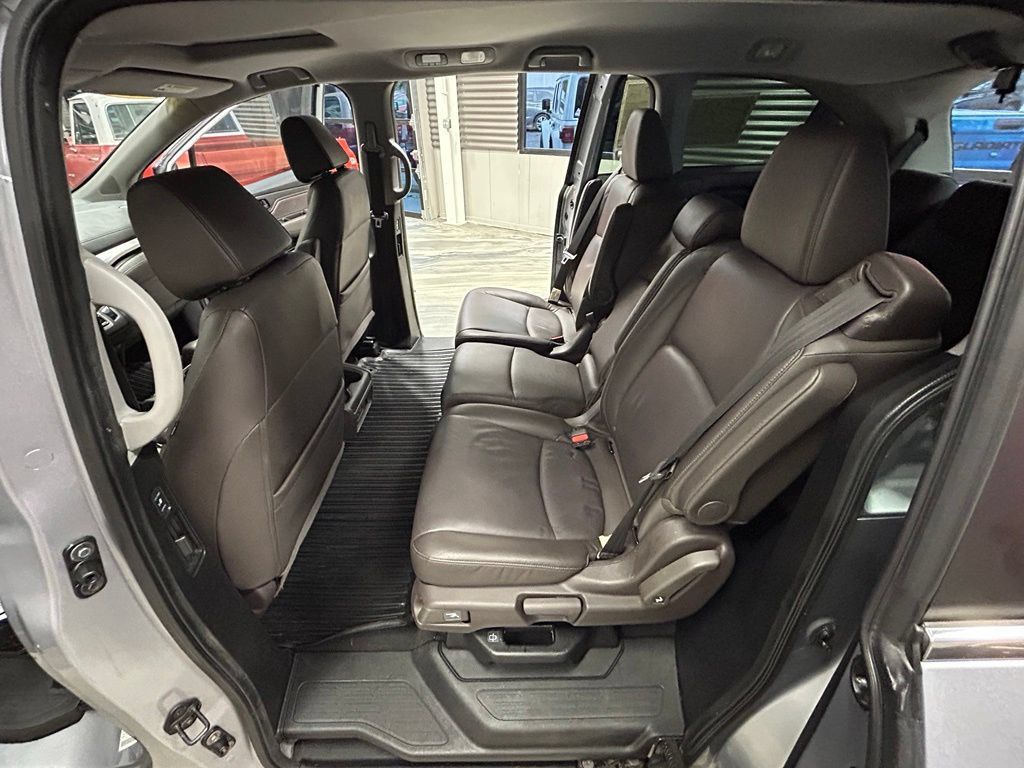 Used 2018 Honda Odyssey EX-L image 49