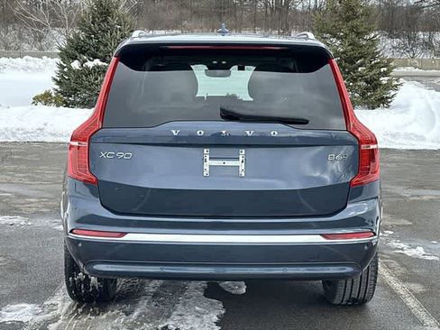 Used 2025 Volvo XC90 B6 Ultra image 4