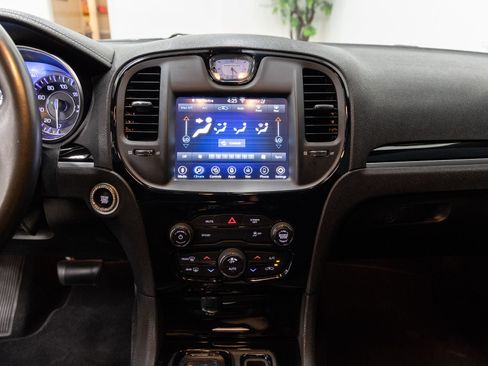 Used 2020 Chrysler 300 S w/ S Model Appearance Package RWD image 18