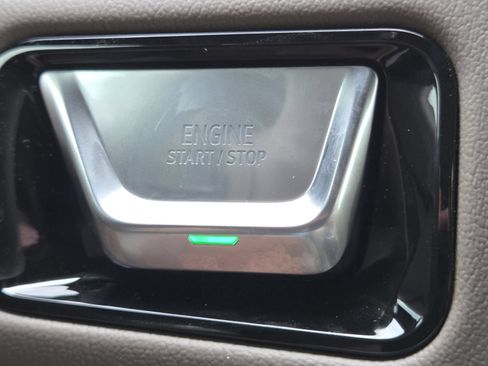 New 2026 GMC Yukon XL Denali w/ Denali Reserve Package AWD/4WD image 10