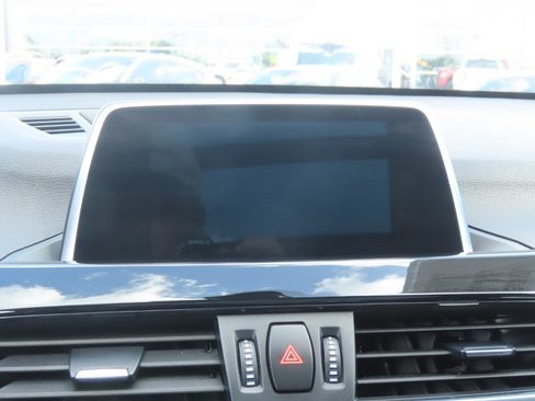 Used 2018 BMW X1 sDrive28i FWD image 30