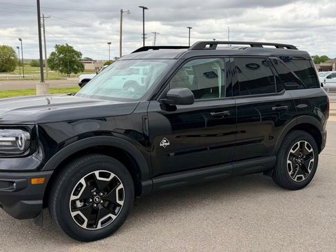 Used 2023 Ford Bronco Sport Outer Banks image 11