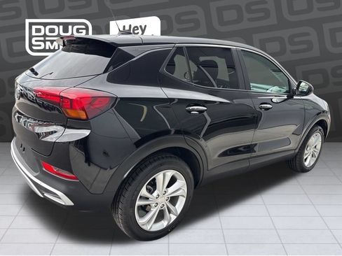 Used 2023 Buick Encore GX Preferred w/ Cold Weather Comfort Package AWD/4WD image 3