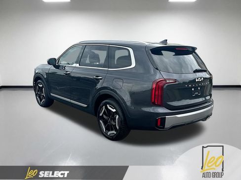 Used 2025 Kia Telluride S AWD/4WD image 10