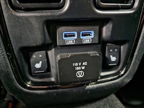 Used 2020 Dodge Durango GT w/ Blacktop Package AWD/4WD image 21