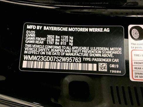 Certified 2025 MINI Cooper S image 32