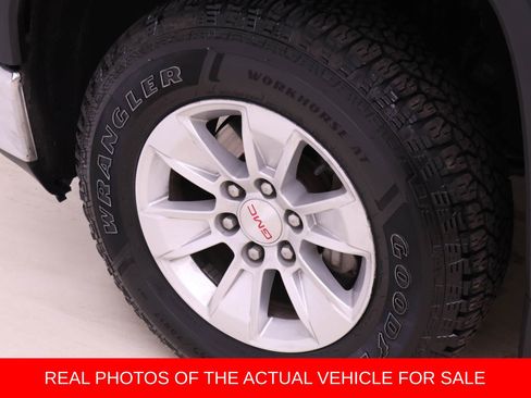 Used 2020 GMC Sierra 1500 SLE w/ SLE Value Package image 16