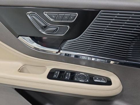 Used 2020 Lincoln Corsair AWD w/ Premium Package image 25