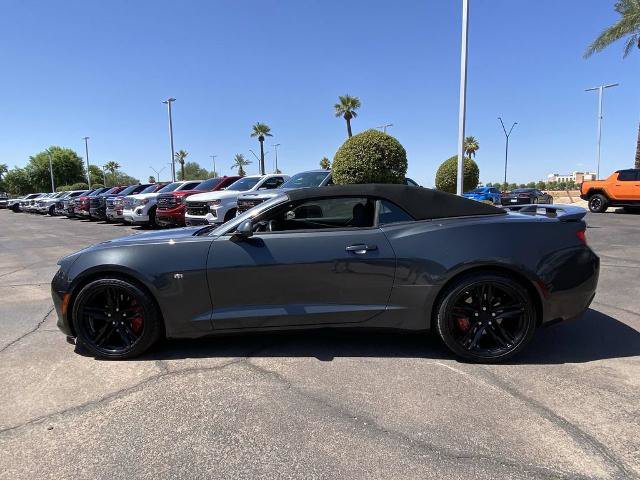 Used 2018 Chevrolet Camaro LT RWD image 4