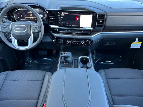New 2026 GMC Sierra 1500 Elevation image 14