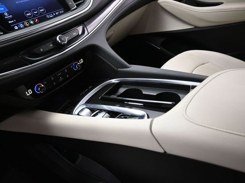 Used 2024 Buick Enclave Essence w/ Sport Touring Edition FWD image 16