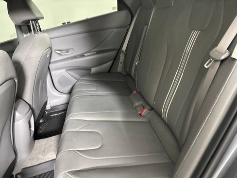 Used 2025 Hyundai Elantra Sport FWD image 23