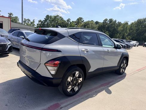 Used 2025 Hyundai Kona SEL FWD image 13